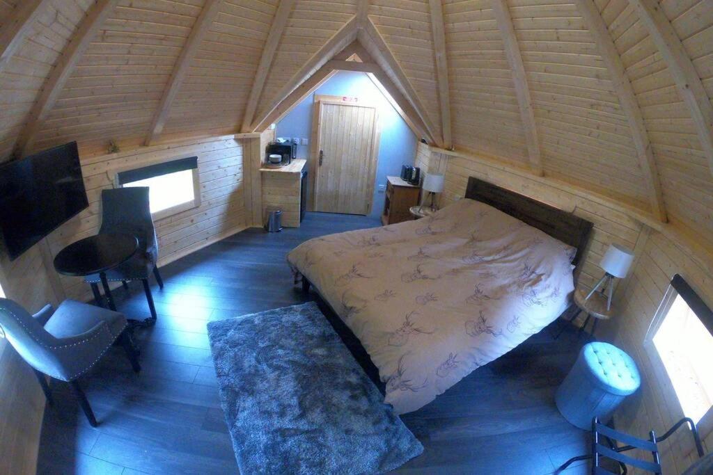 Unique Luxury Cabin 2 Inverness Exterior photo